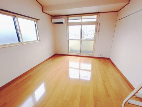 ＊101号室角部屋